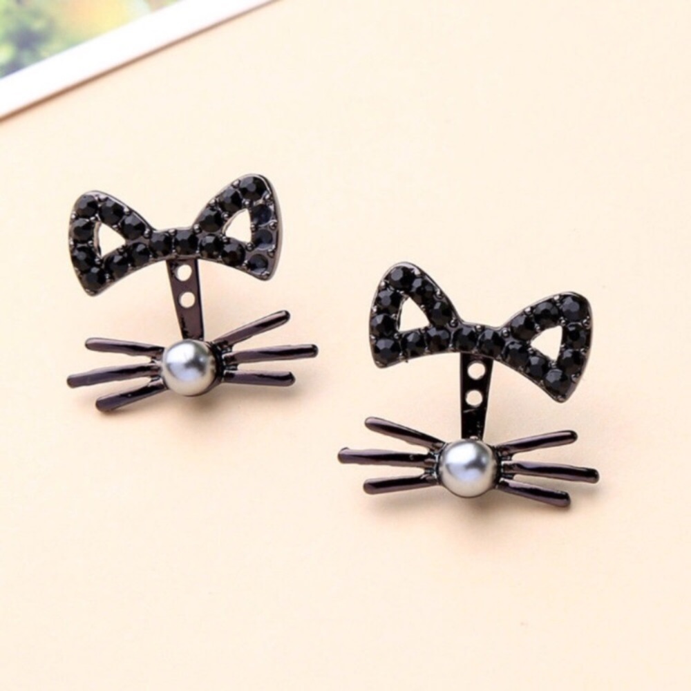 😻 2 PAIRS!! KITTY STUD EARRINGS